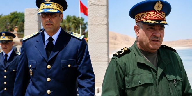 سيدي سليمان … الشرطة القضائية تضرب بقوة بالمجال القروي التابع للدرك الملكي .. حجز نصف كيلو من الكوكايين و100 كيلو من الشيرا و500 قرص وأسلحة وسيارات بلوحات مزورة .